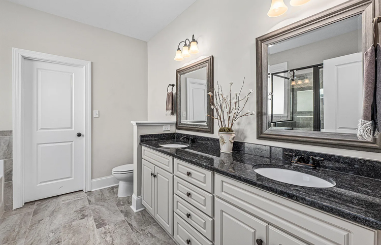 House 21, photo 7 of 10