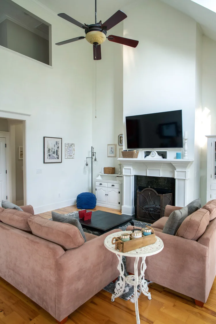 House 13, photo 7 of 13