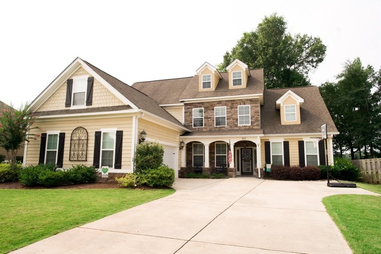 House 22, photo 1 of 14