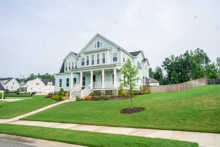 House 6, photo 1 of 12