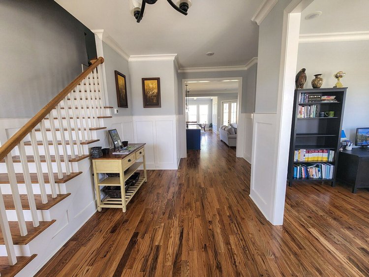 House 6, photo 2 of 12