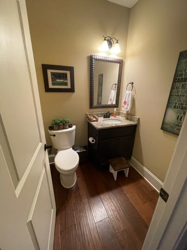 House 22, photo 12 of 14